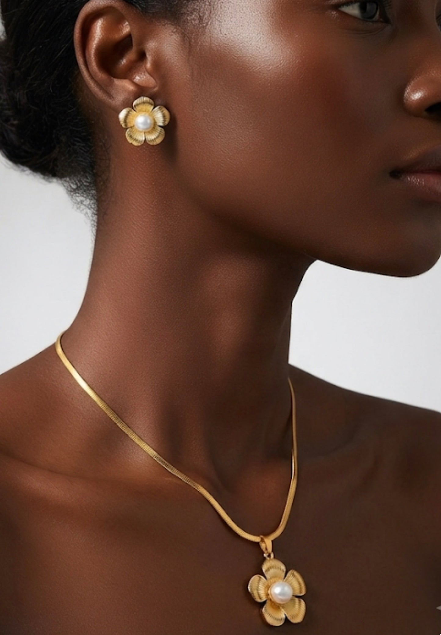 Gold-Tone Floral Pearl Jewelry Set