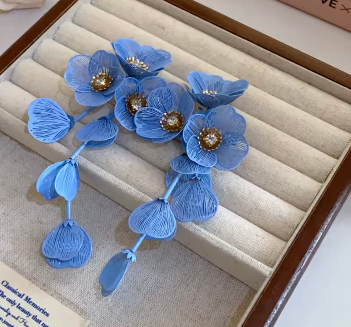 Elegant Cascading Floral Statement Earrings.