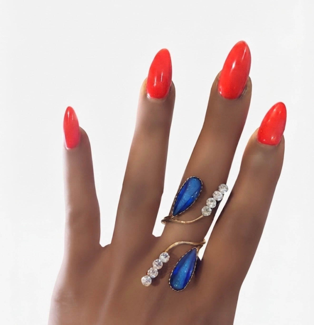 The Eclipse Dual-Drop Statement Ring