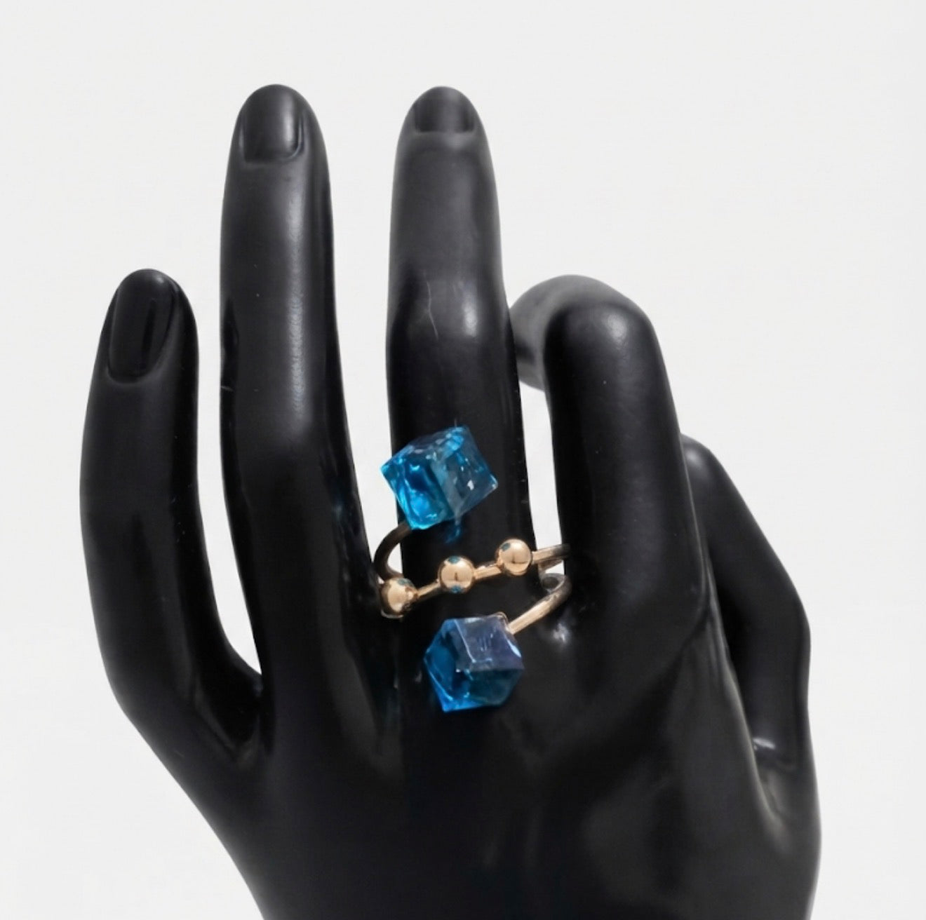 Dual Crystal Geometric Wrap Ring