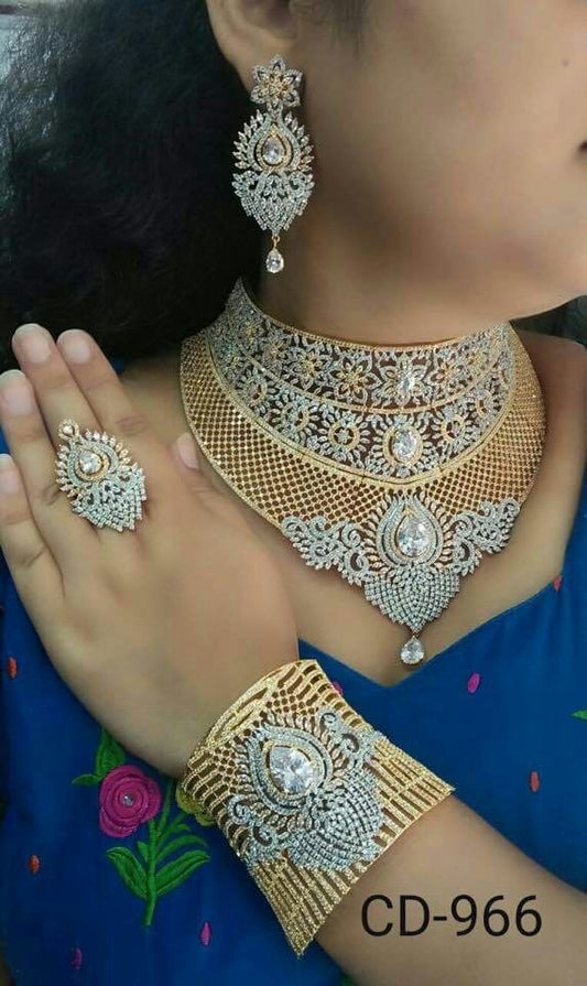 Toni Elegant and Timeless Choker Set