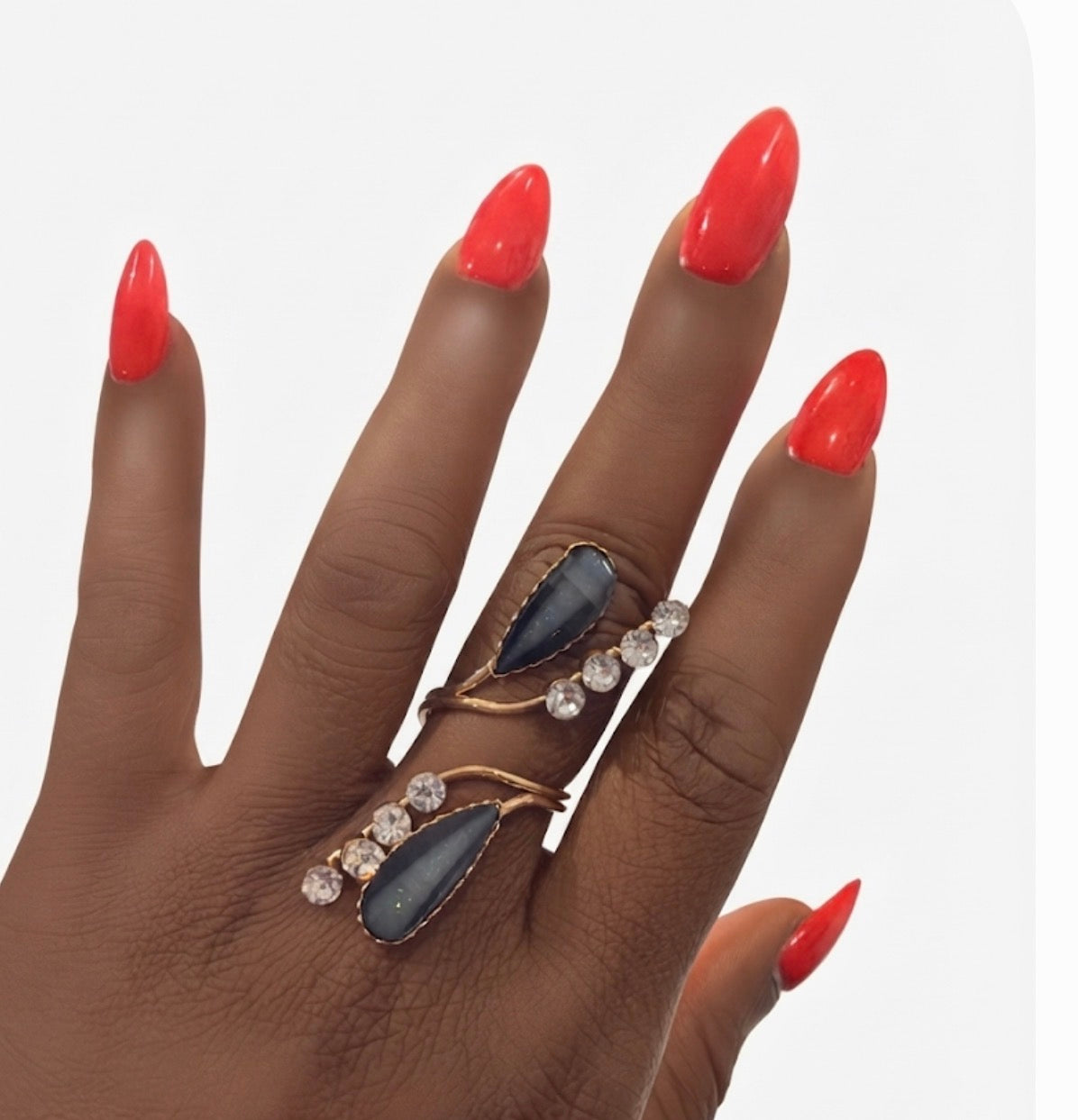 The Eclipse Dual-Drop Statement Ring