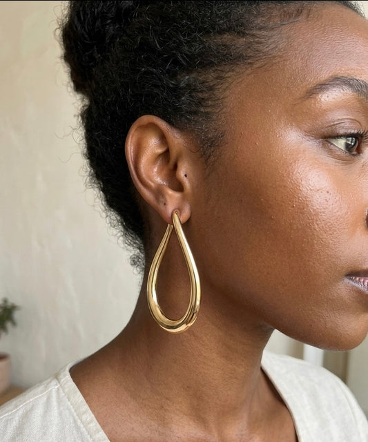 18k Gold Plated Sculptural Teardrop Earrings – Tarnish-Resistant Minimalist Hoops