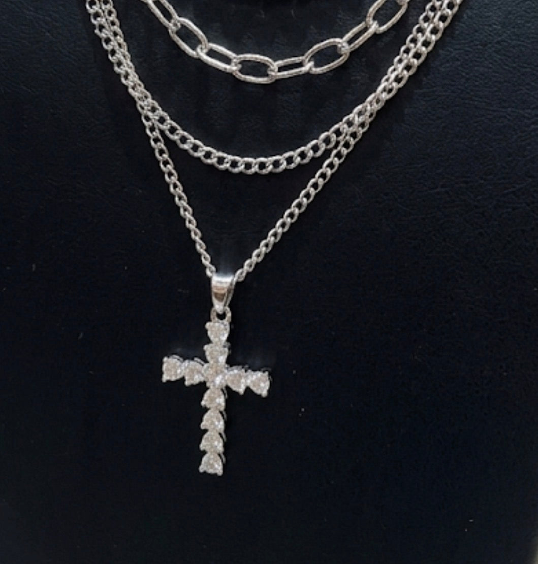 Layered Necklace Silver Cross Pendant – Elegant Statement Piece